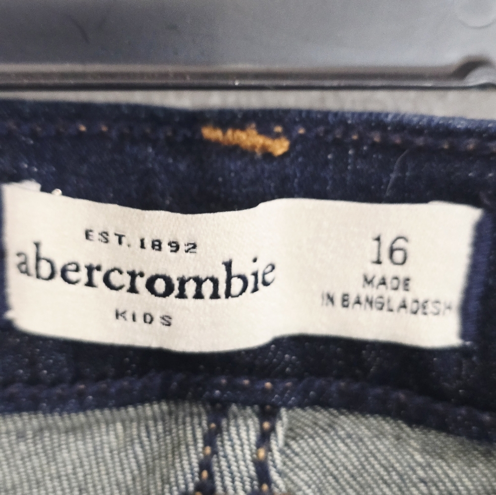 Abercrombie & Fitch Girls Dark Blue Skinny Jeans - Picture 7 of 8